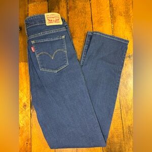 Levi's Women's 712 Midrise Dark Blue Straight Leg Jeans